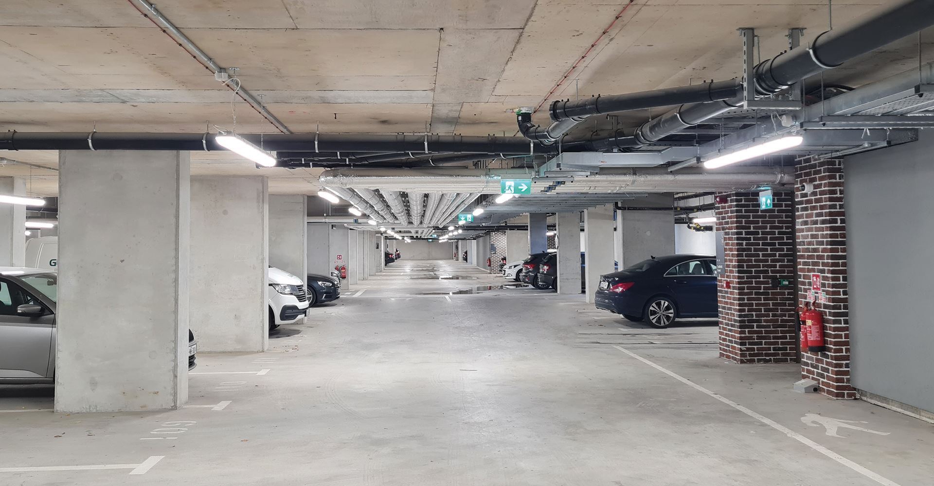 0003323_griffith-wood-condominium-complex